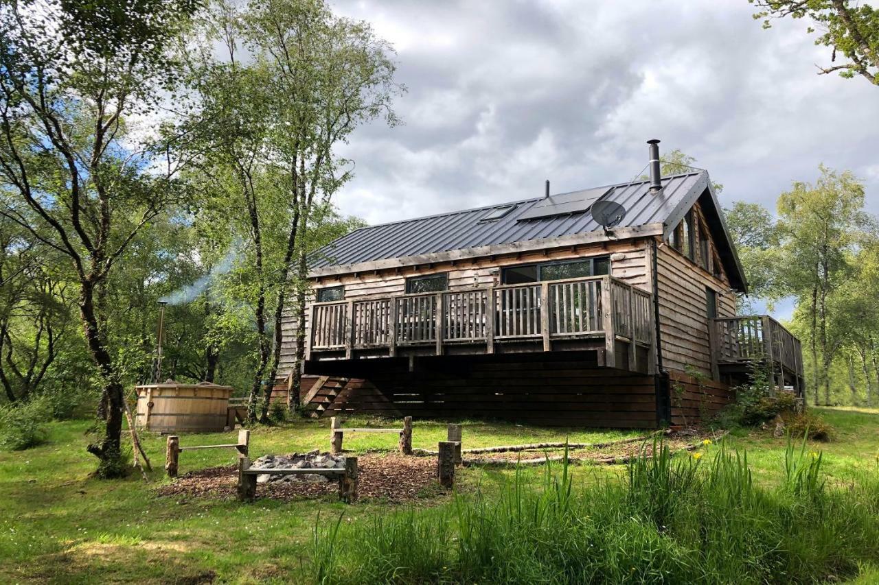 Loch Aweside Forest Cabins Dalavich ภายนอก รูปภาพ